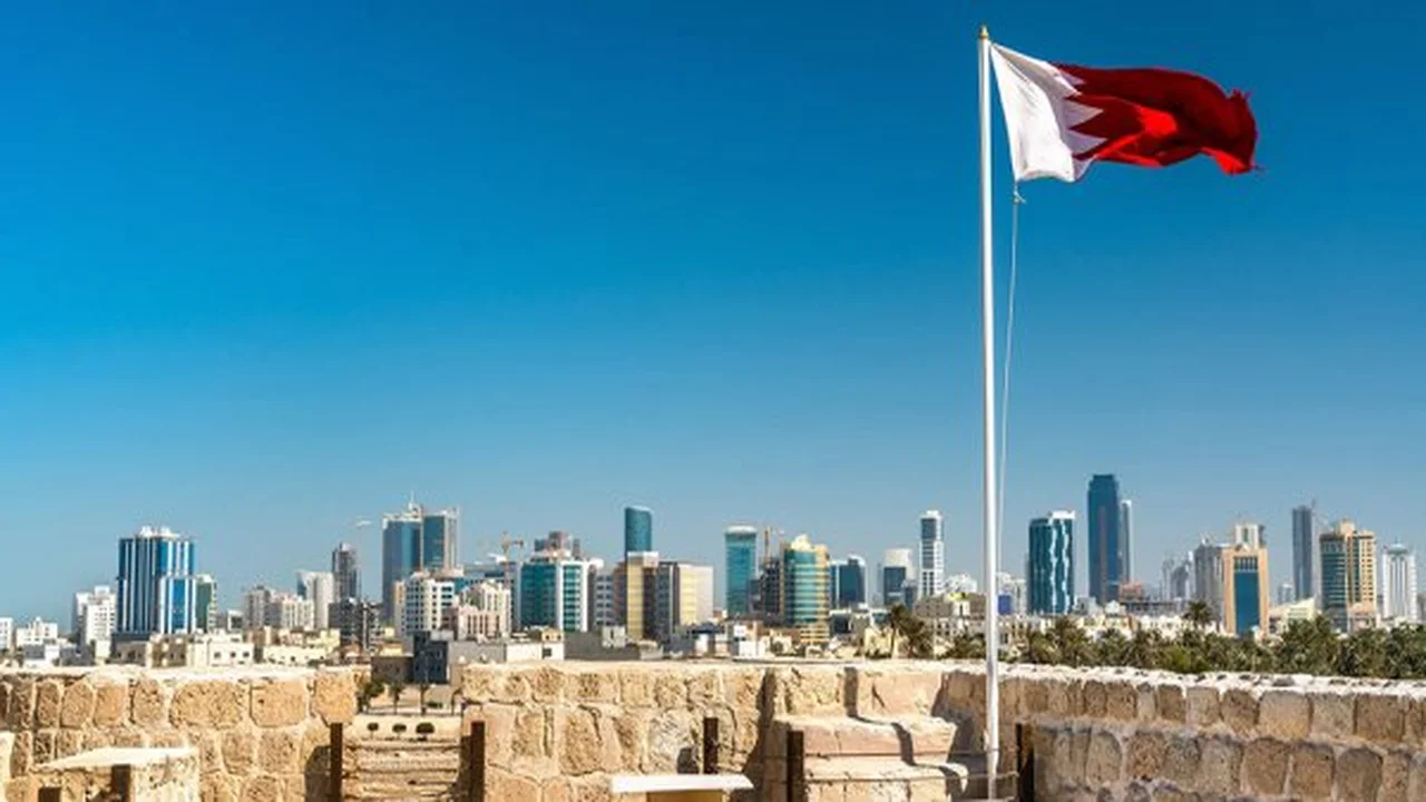 طقس حار نهاراً ومعتدل ليلاً يسيطر على مملكة البحرين
